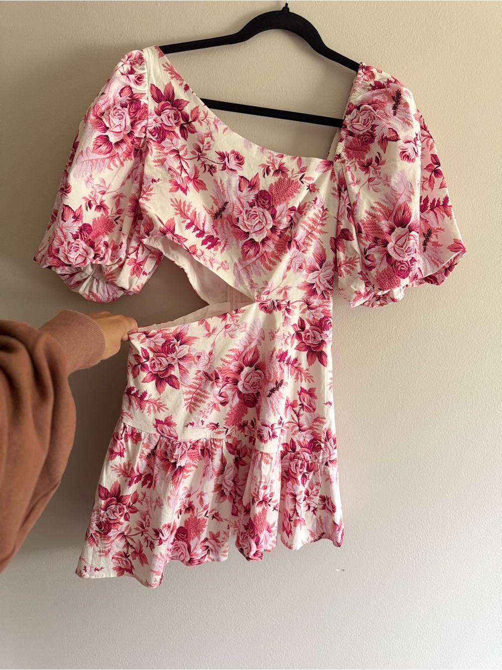 Hello Molly size 6 dress